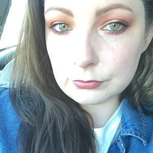 Meet your Posher, Meag